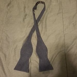 Cremieux bow tie